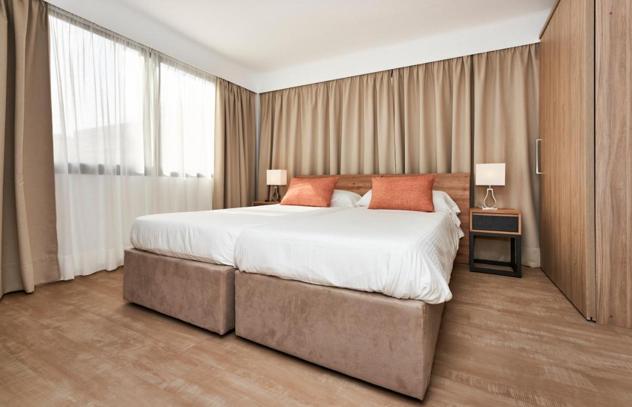 Apartamentos S'Olivera Canyamel  Exterior photo